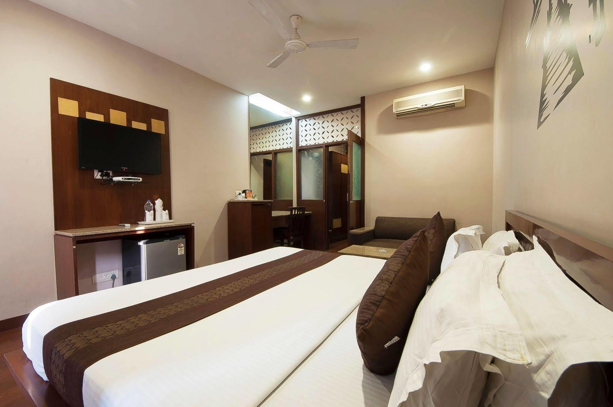 Fabhotel Basera Amritsar Exterior foto