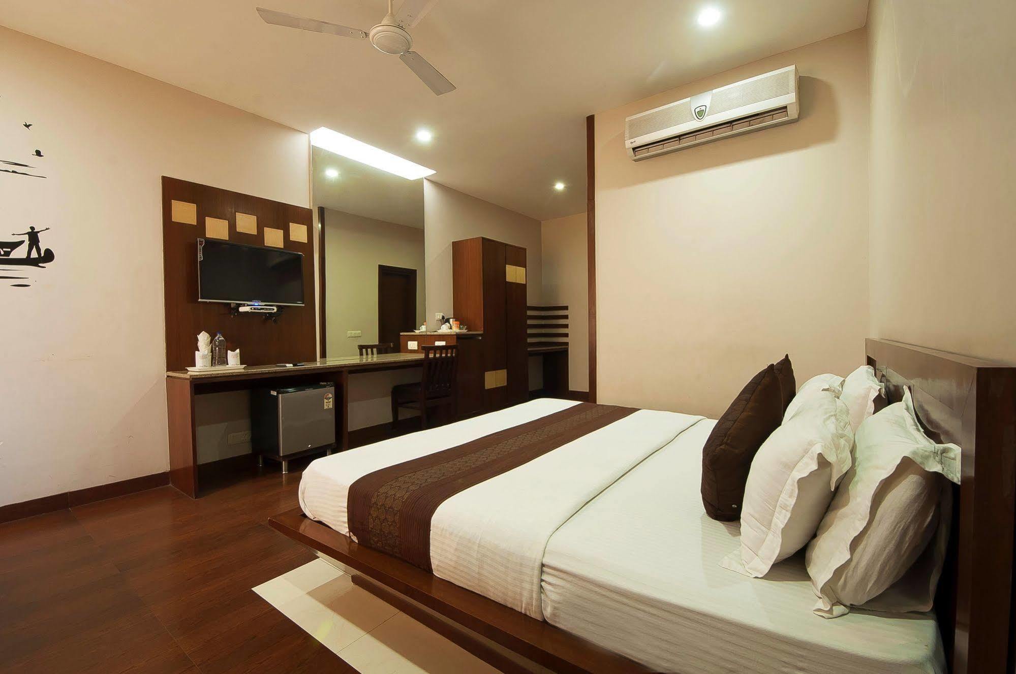 Fabhotel Basera Amritsar Exterior foto