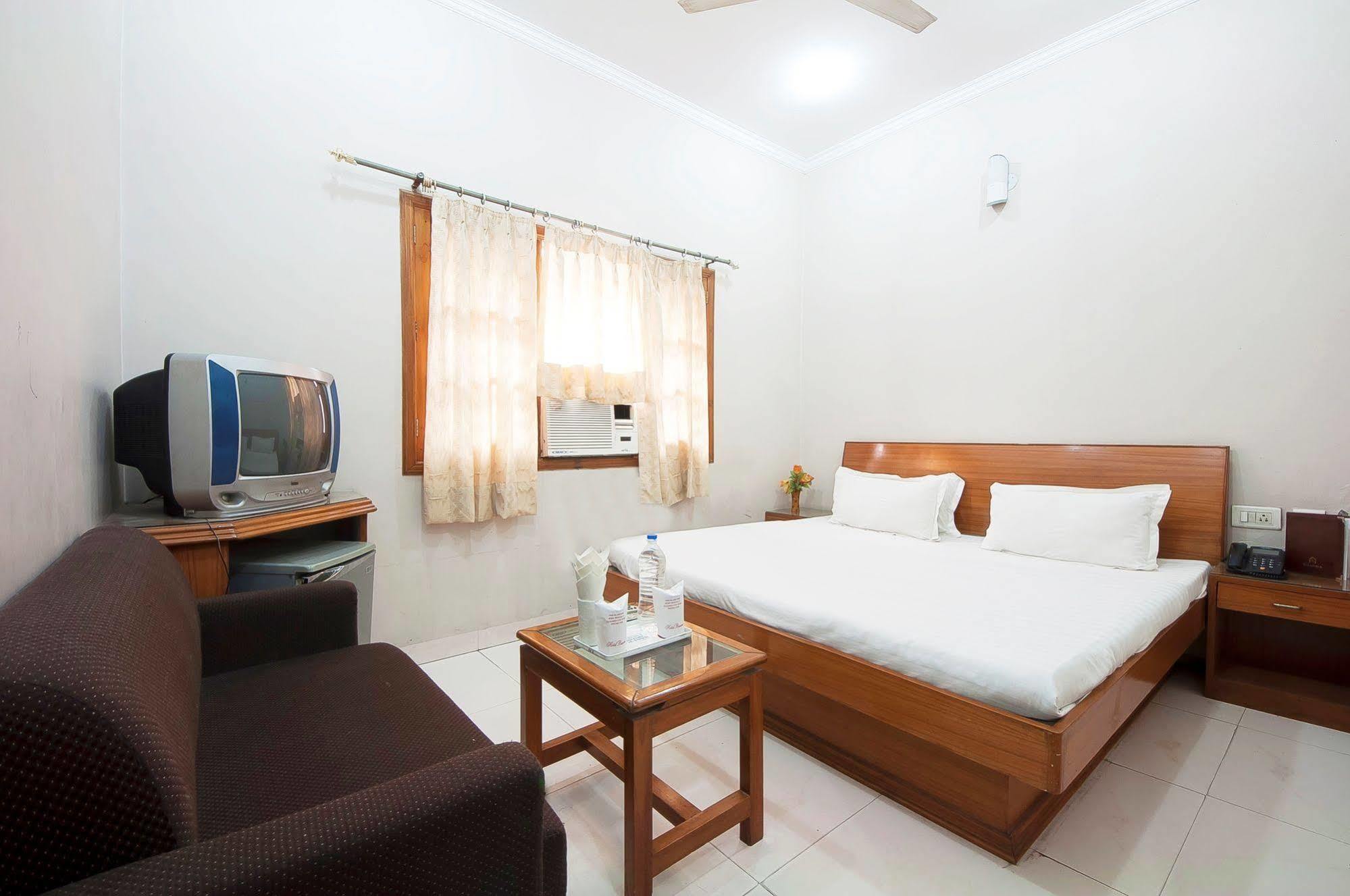 Fabhotel Basera Amritsar Exterior foto